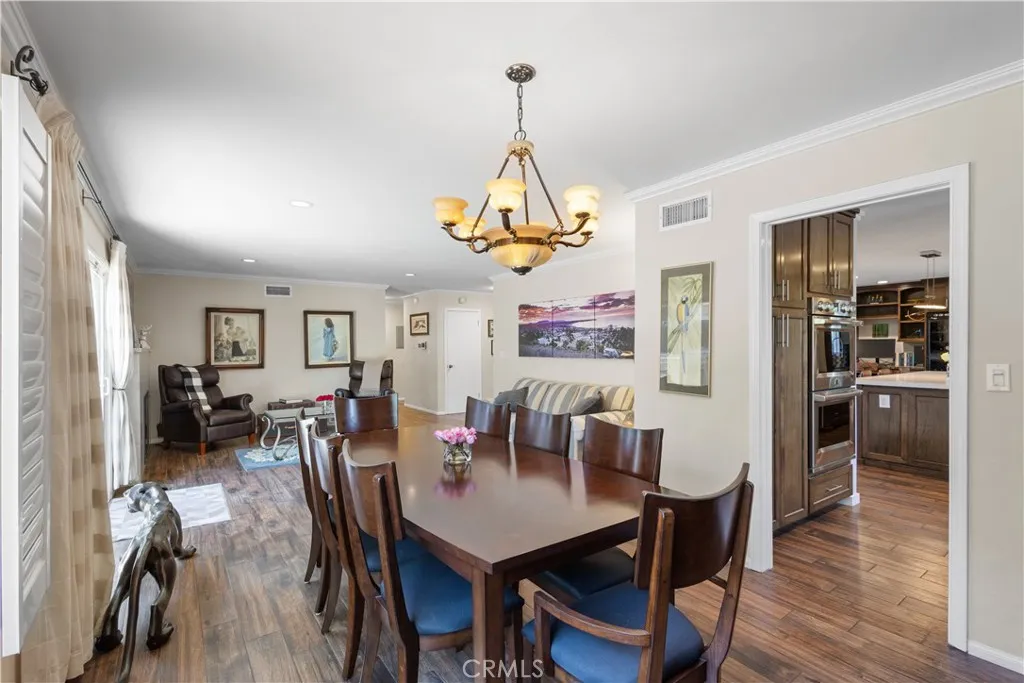 8674 Vine Valley, Sun Valley, California 91352 home-pic-12